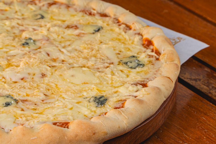 Quattro Formaggi pizza